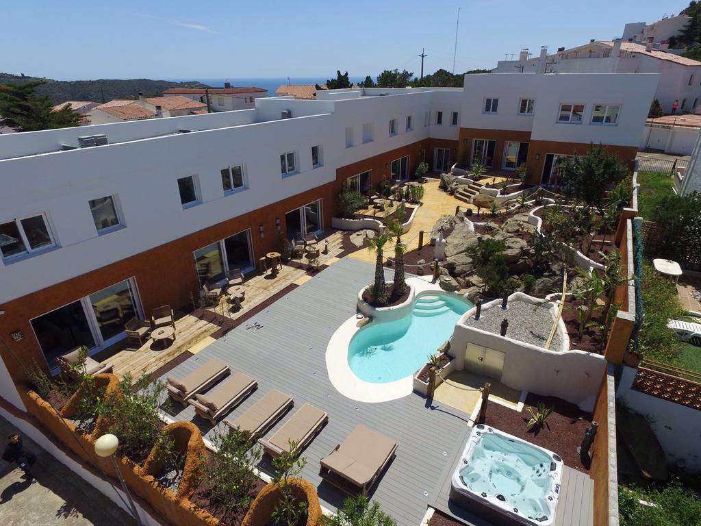 Vista Roses Mar - Villas Batik Zewnętrze zdjęcie