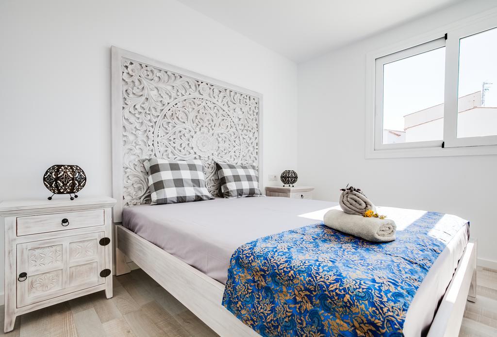 Vista Roses Mar - Villas Batik Zewnętrze zdjęcie