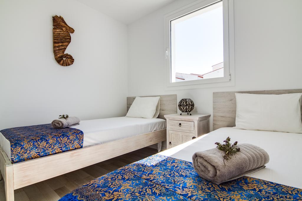 Vista Roses Mar - Villas Batik Zewnętrze zdjęcie
