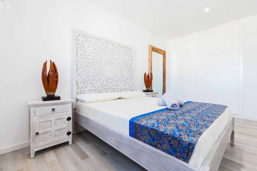Vista Roses Mar - Villas Batik Zewnętrze zdjęcie