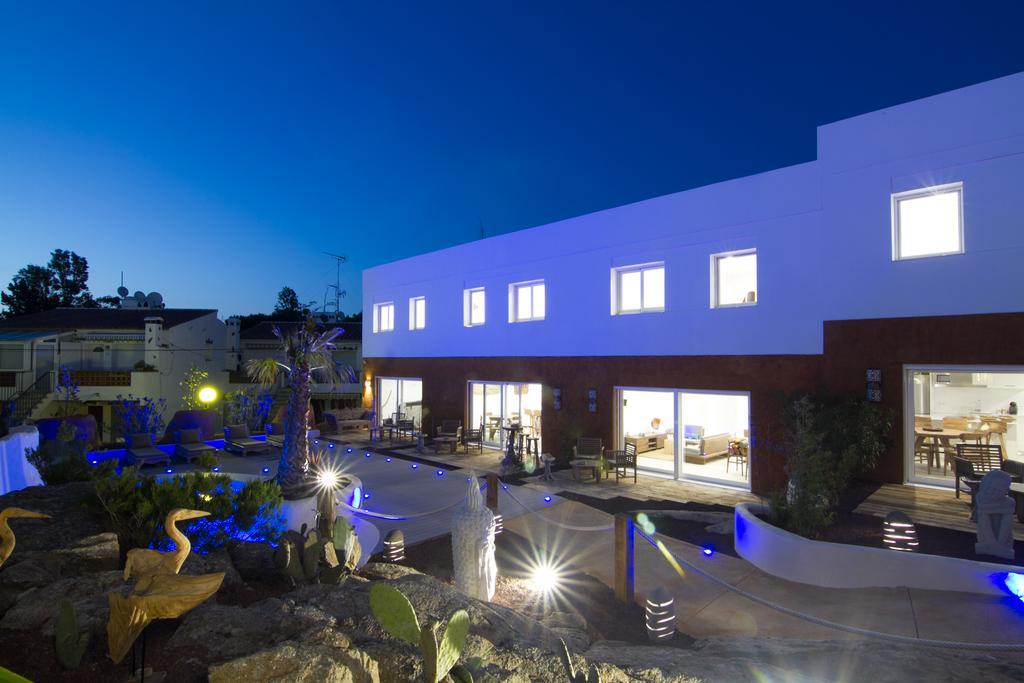 Vista Roses Mar - Villas Batik Zewnętrze zdjęcie