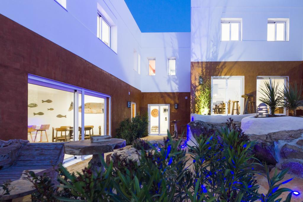 Vista Roses Mar - Villas Batik Zewnętrze zdjęcie